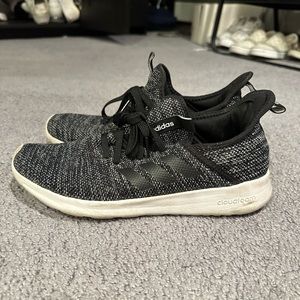 Adidas Cloud foam Sneakers